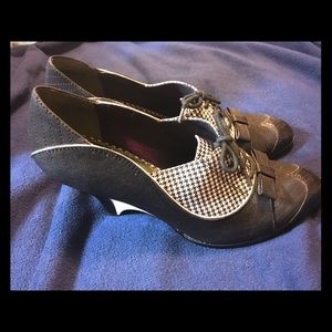 Poetic License Force of Beauty Black Booties